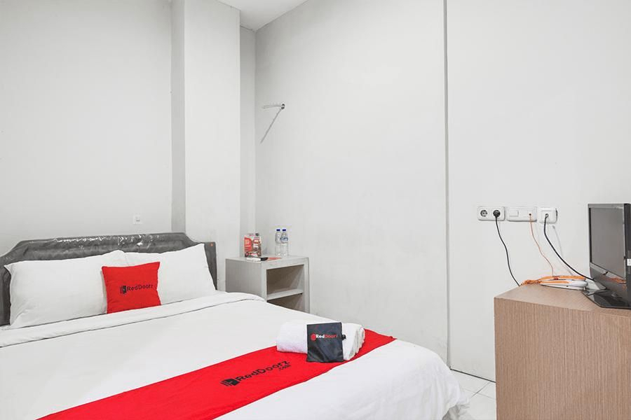 RedDoorz @ Siwalankerto Surabaya, Surabaya