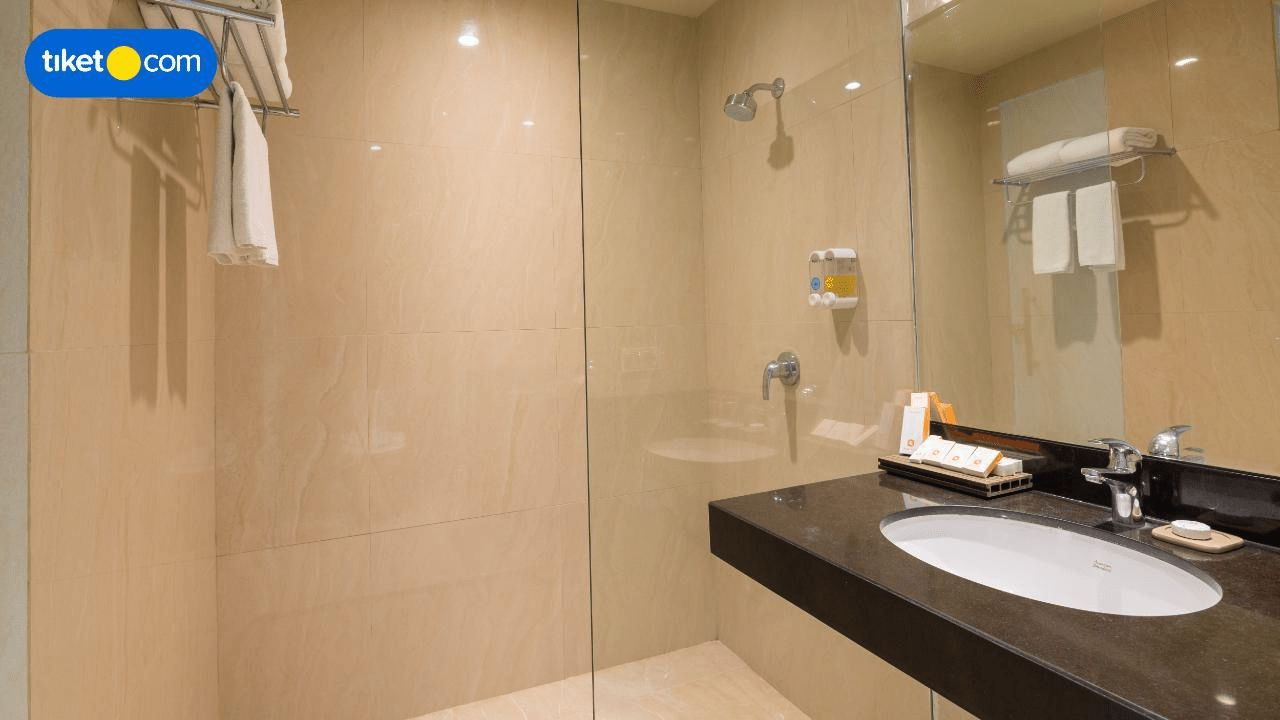 Bathroom 2