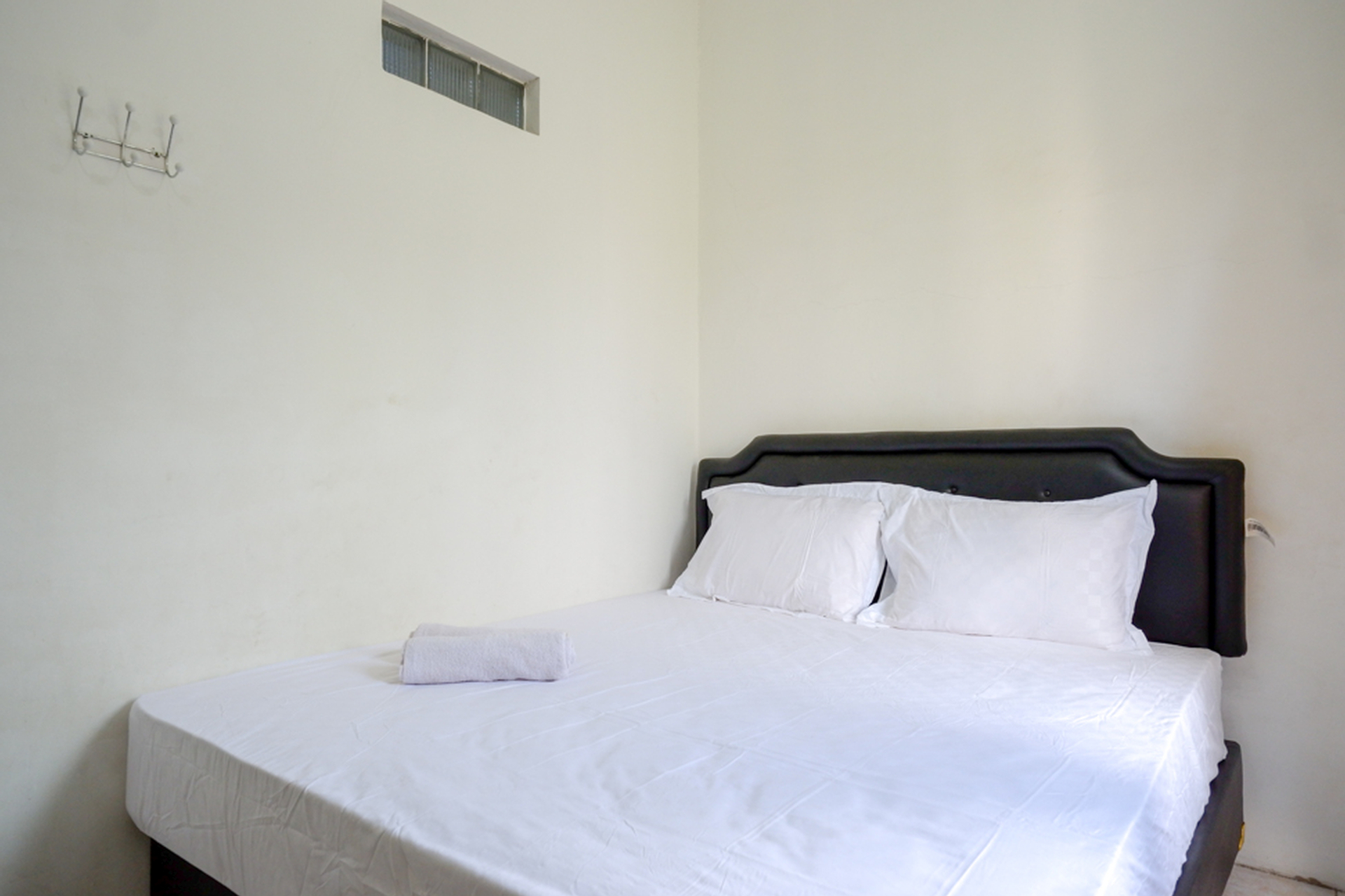 Bed 8