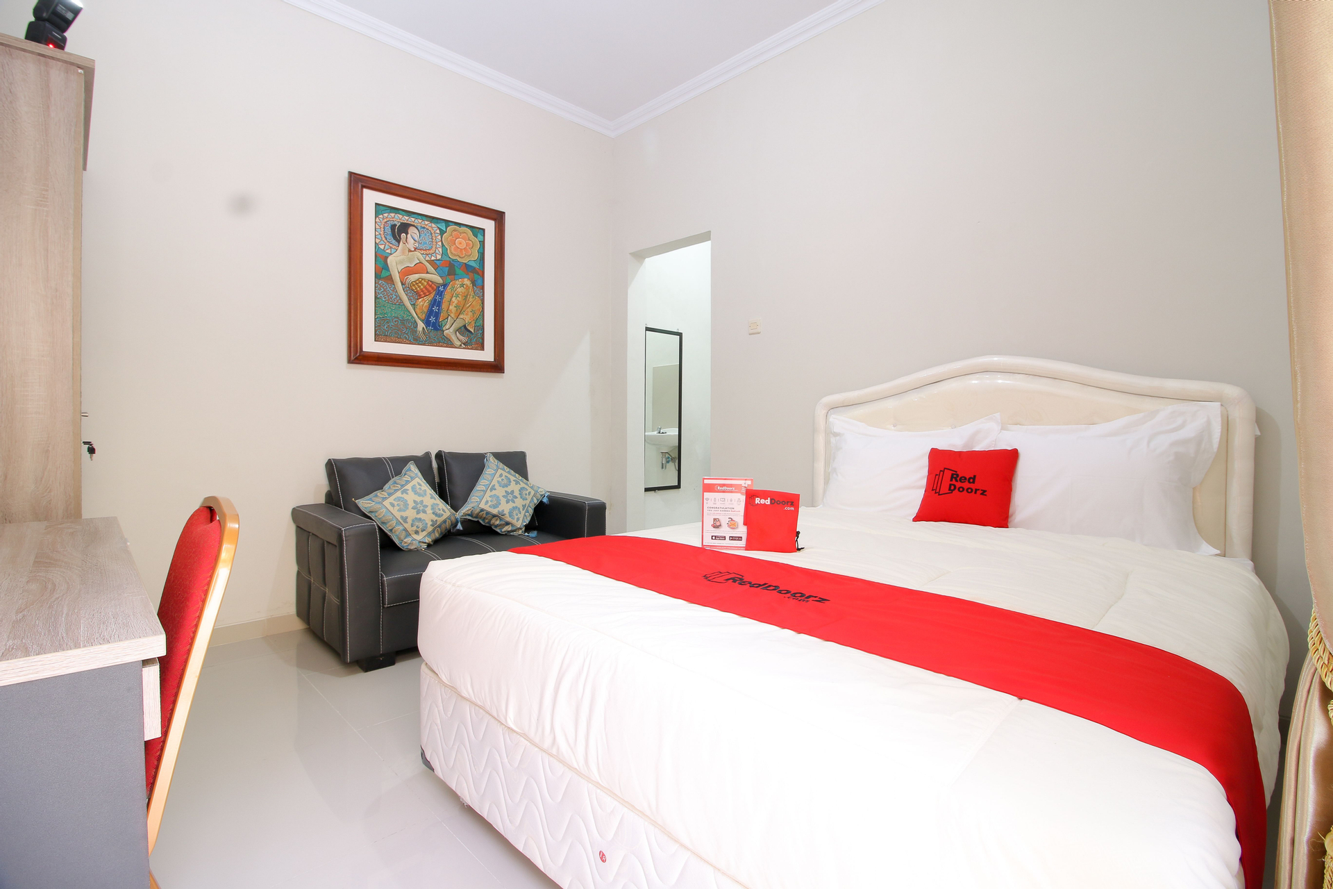 Bedroom 4, RedDoorz Plus near STIE YKPN, Yogyakarta
