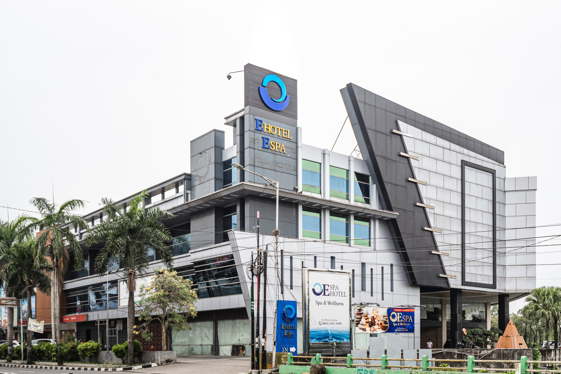 E Hotel Medan, Medan