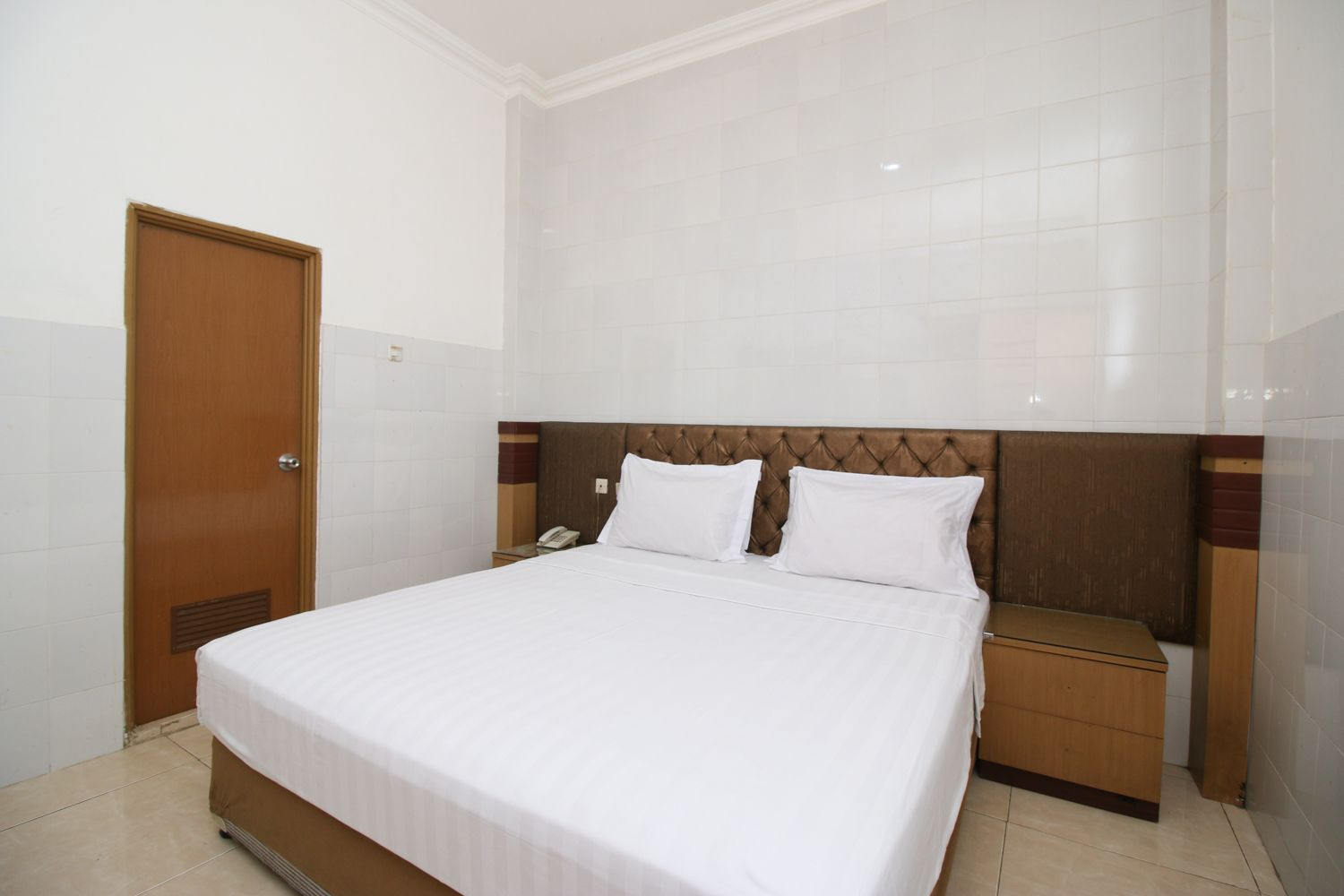 Bedroom 1, Hotel Metro Surabaya, Surabaya