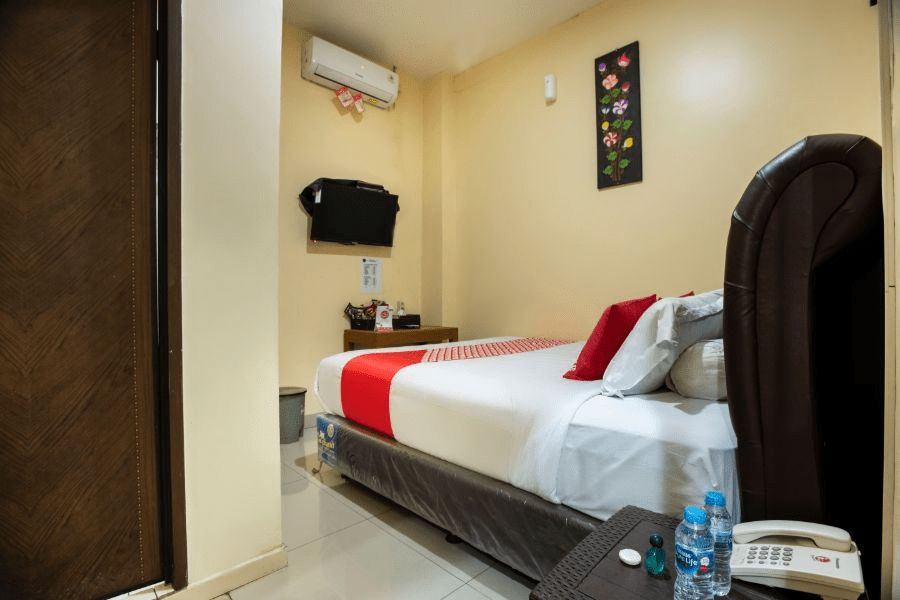 Bedroom 3, OYO 2971 W&w Executive Hotel, Bekasi