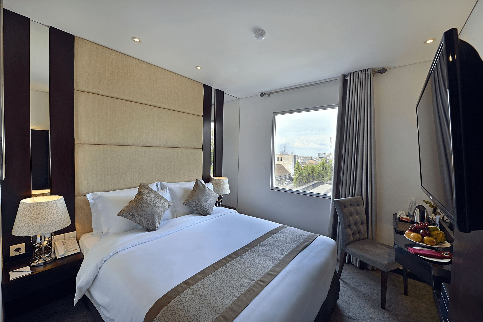 Bed 8