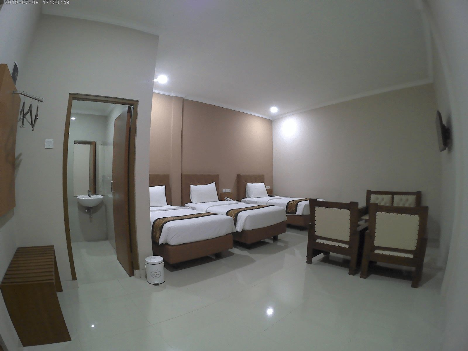 Bedroom 3, Mr. J Suites Hotel Tegal, Tegal