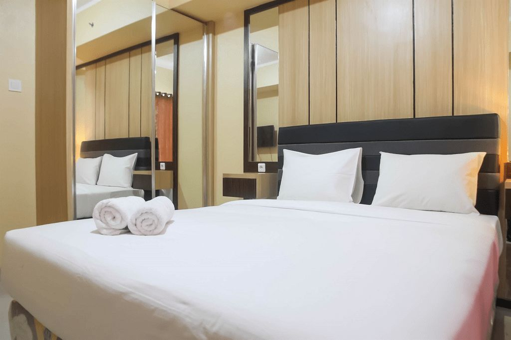 Spacious 1 BR at The Oasis Cikarang Apartment By Travelio, Cikarang