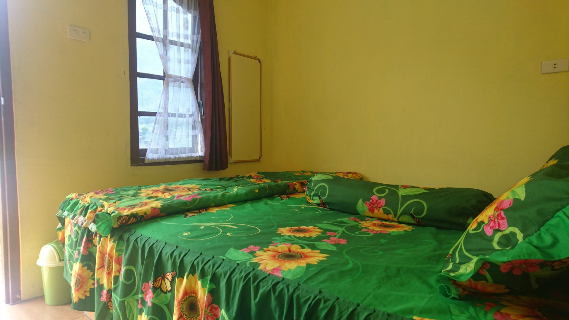 Bedroom 3, Penginapan Biringta, Karo