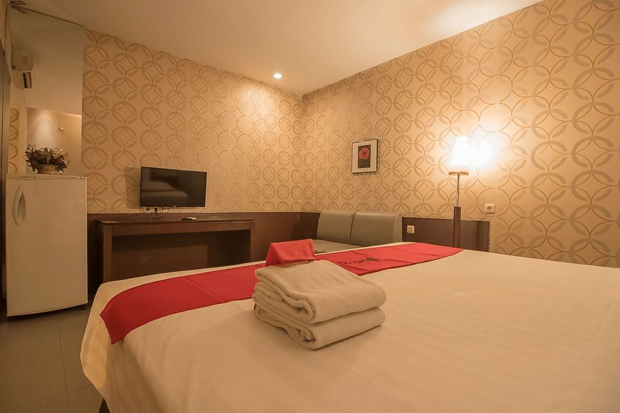 Bed 8