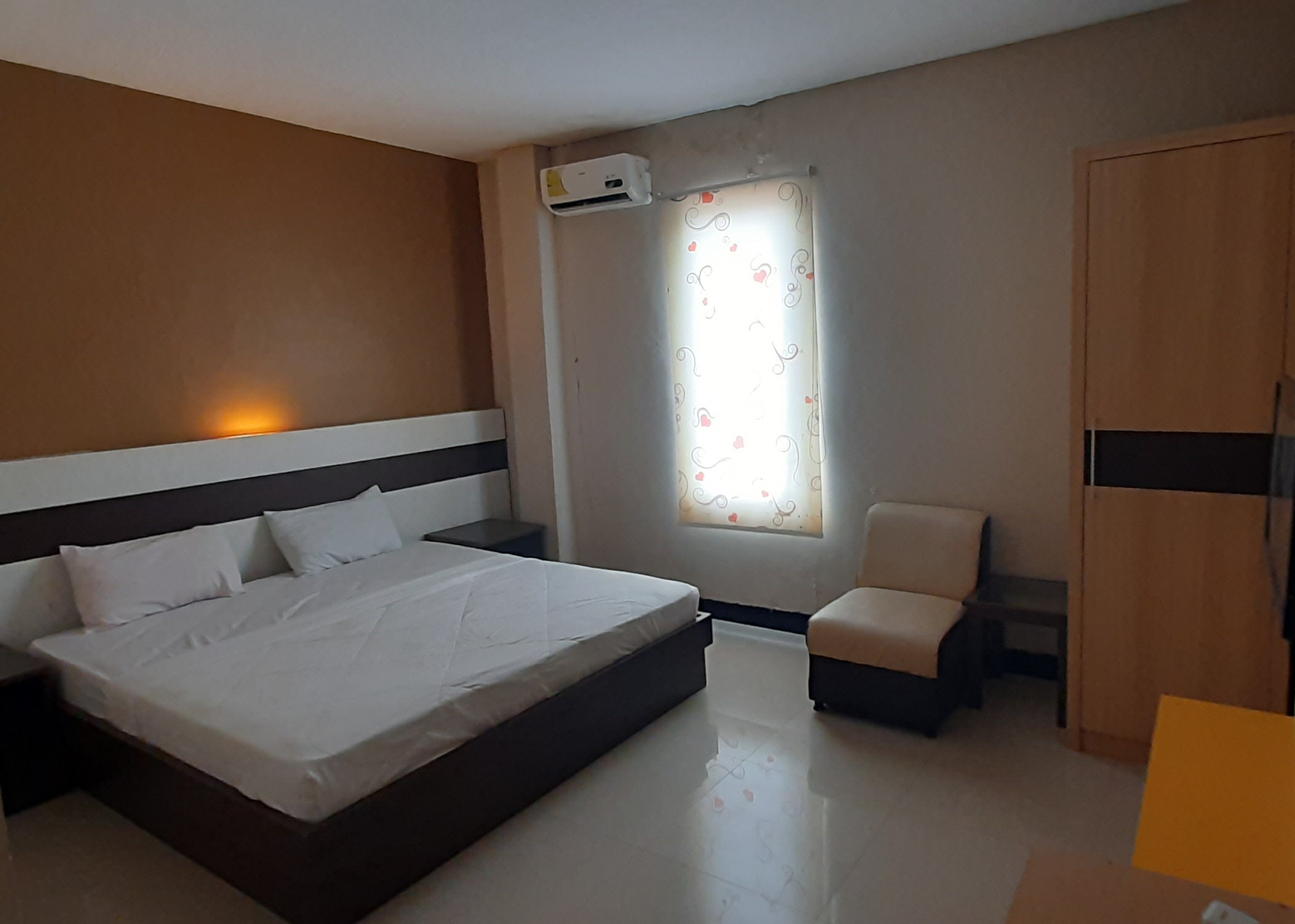 Bedroom 3, Hotel Indah Kendari, Kendari