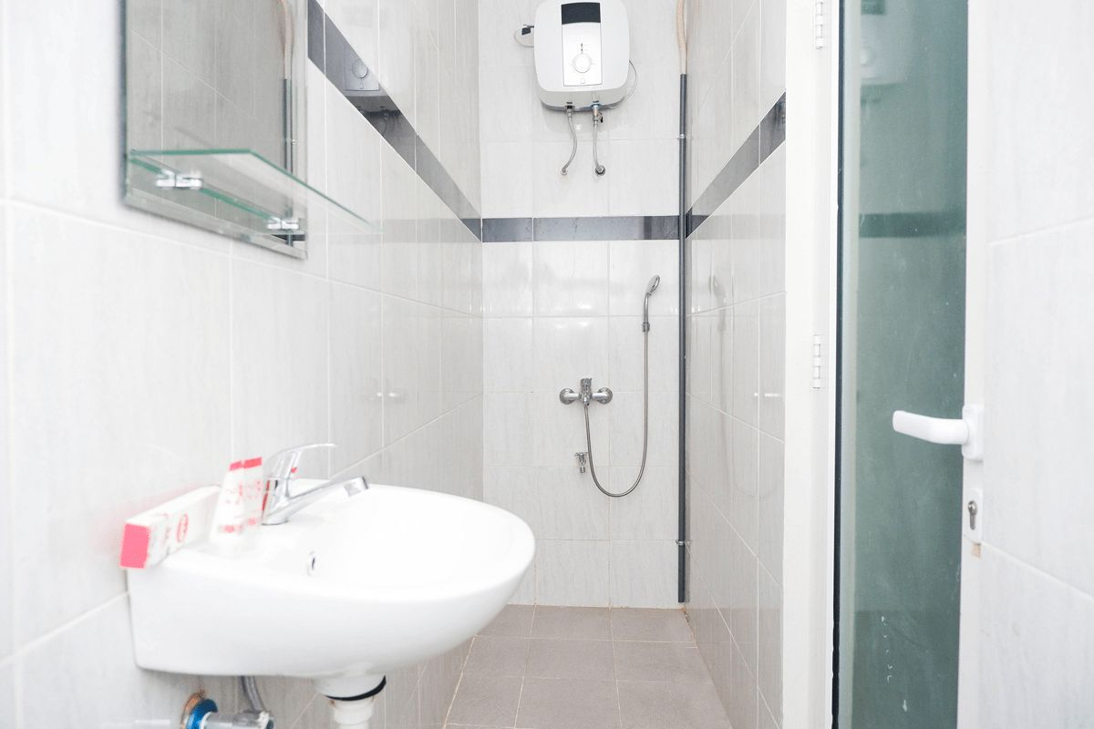 Bathroom 8