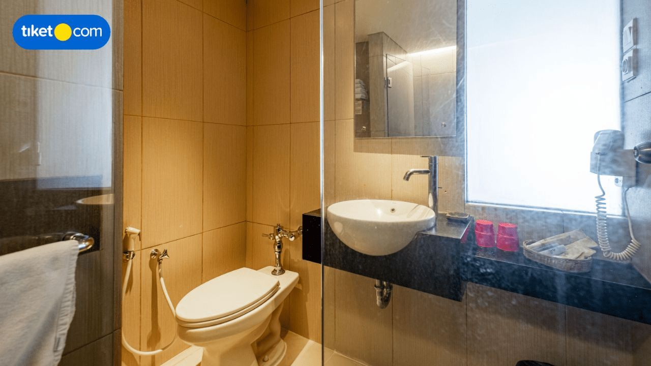 Bathroom 5