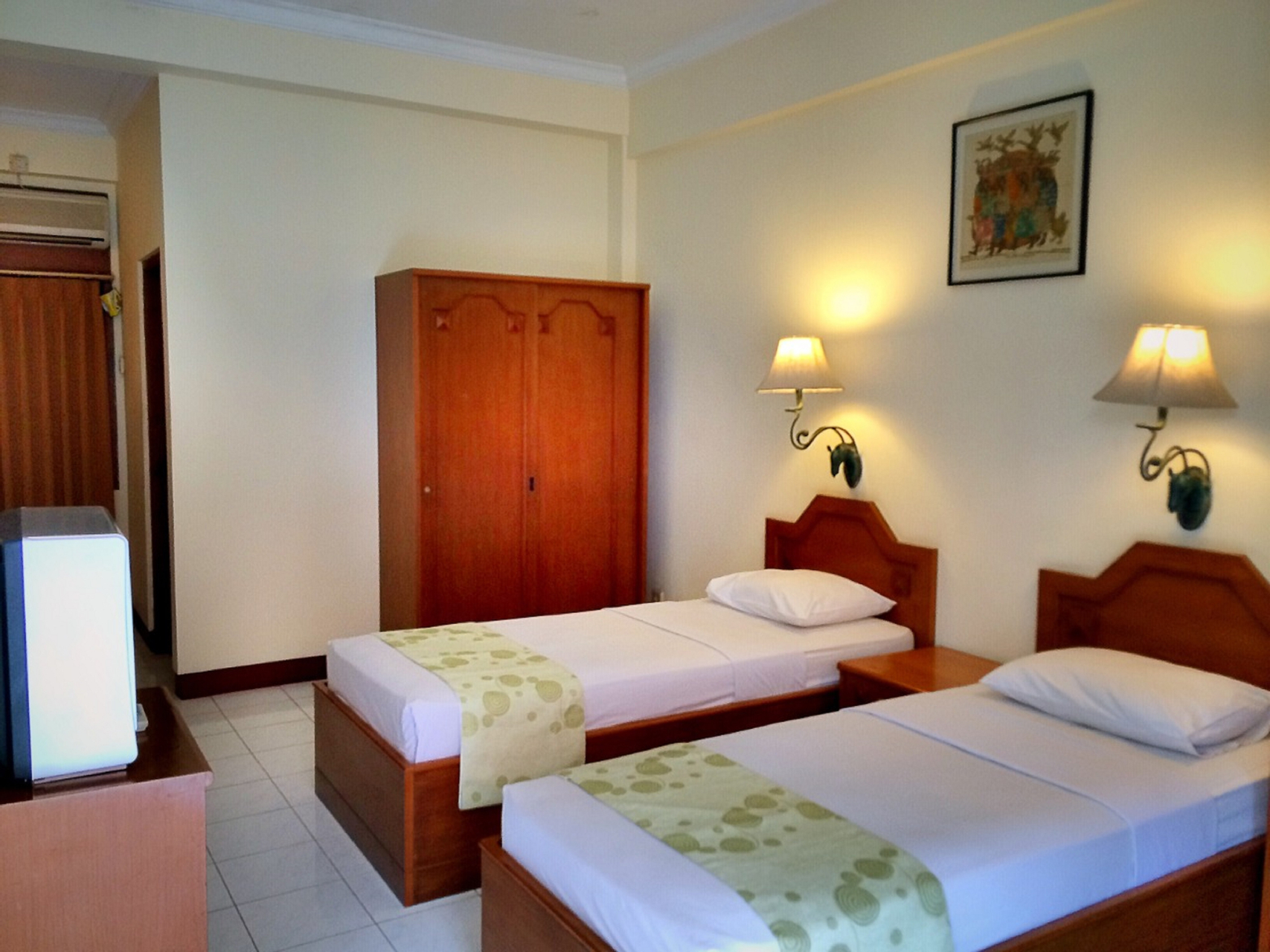 Kamar Standard Double atau Ranjang Lain