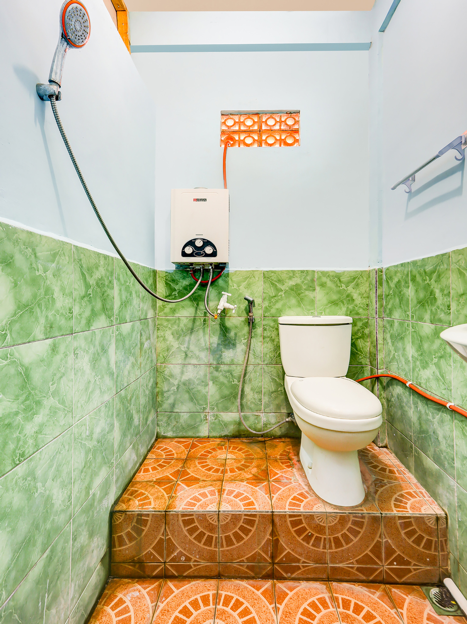 Bathroom 6