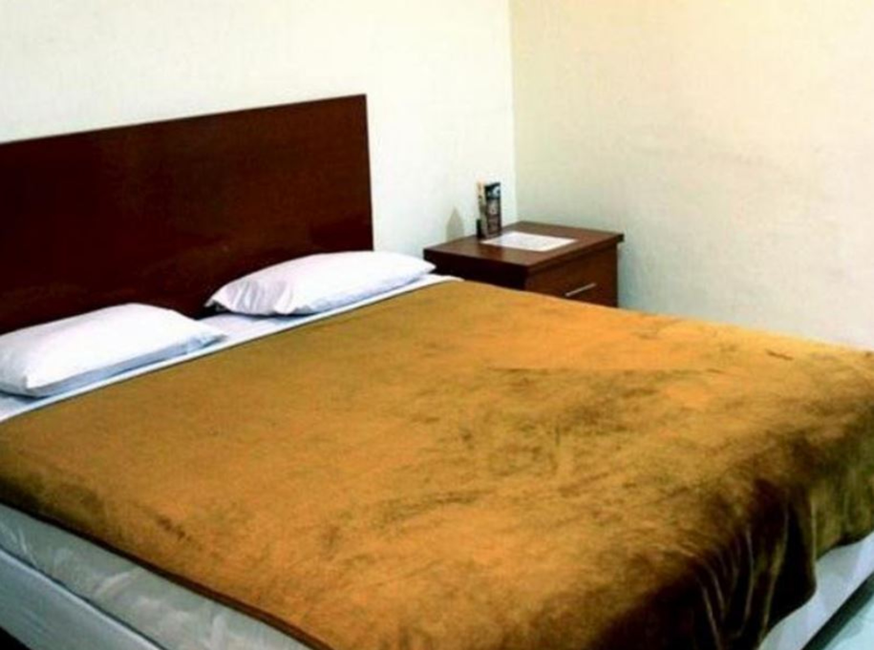 Bed 12