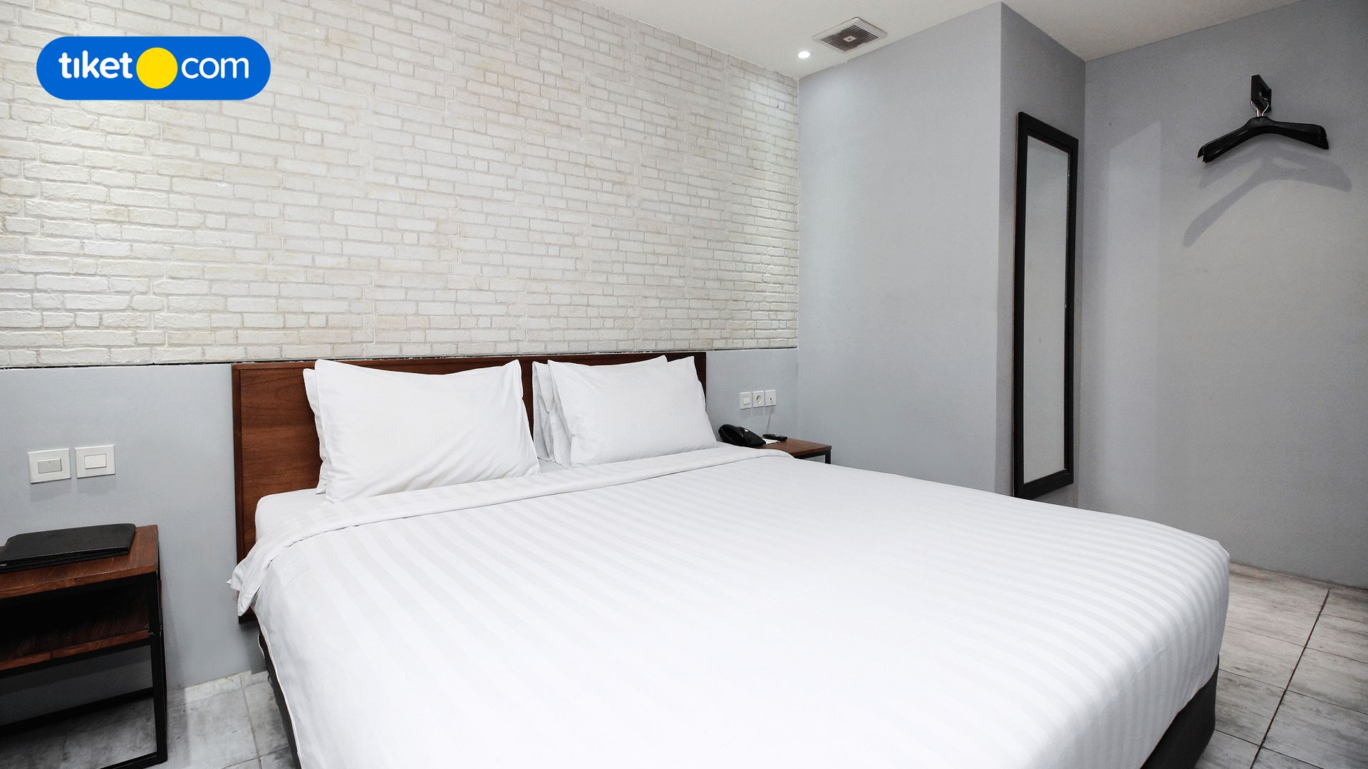 Bed 11
