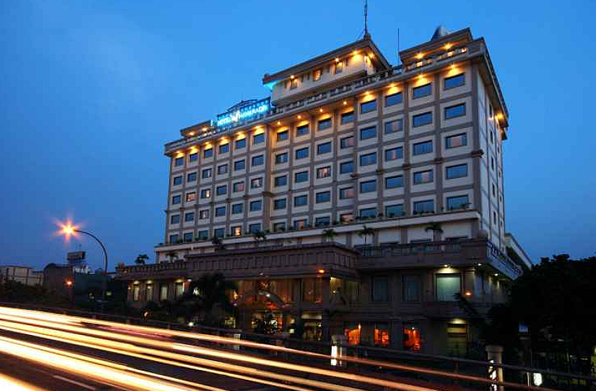 Exterior & Views 2, Maharadja Hotel, Jakarta Selatan