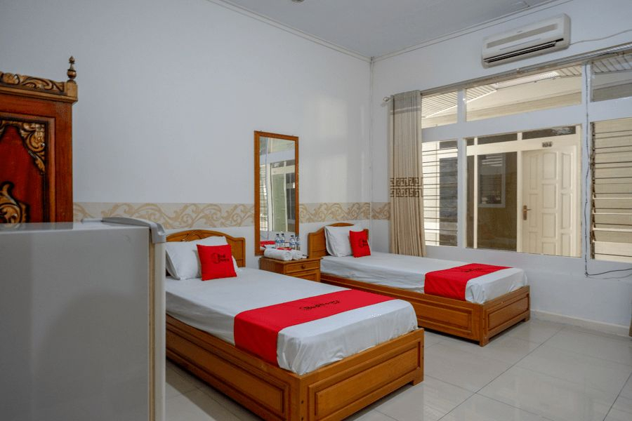 Bedroom 2, RedDoorz Plus Syariah @ Alam Raya Hotel, Palu