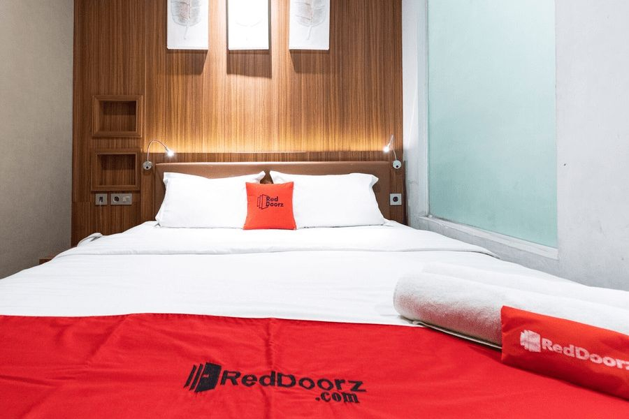 Bedroom 2, RedDoorz Premium near Centre Point Mall Medan, Medan