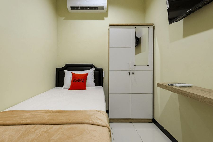 Bedroom 4, KoolKost near RSAL Surabaya (Minimum Stay 3 Nights), Surabaya