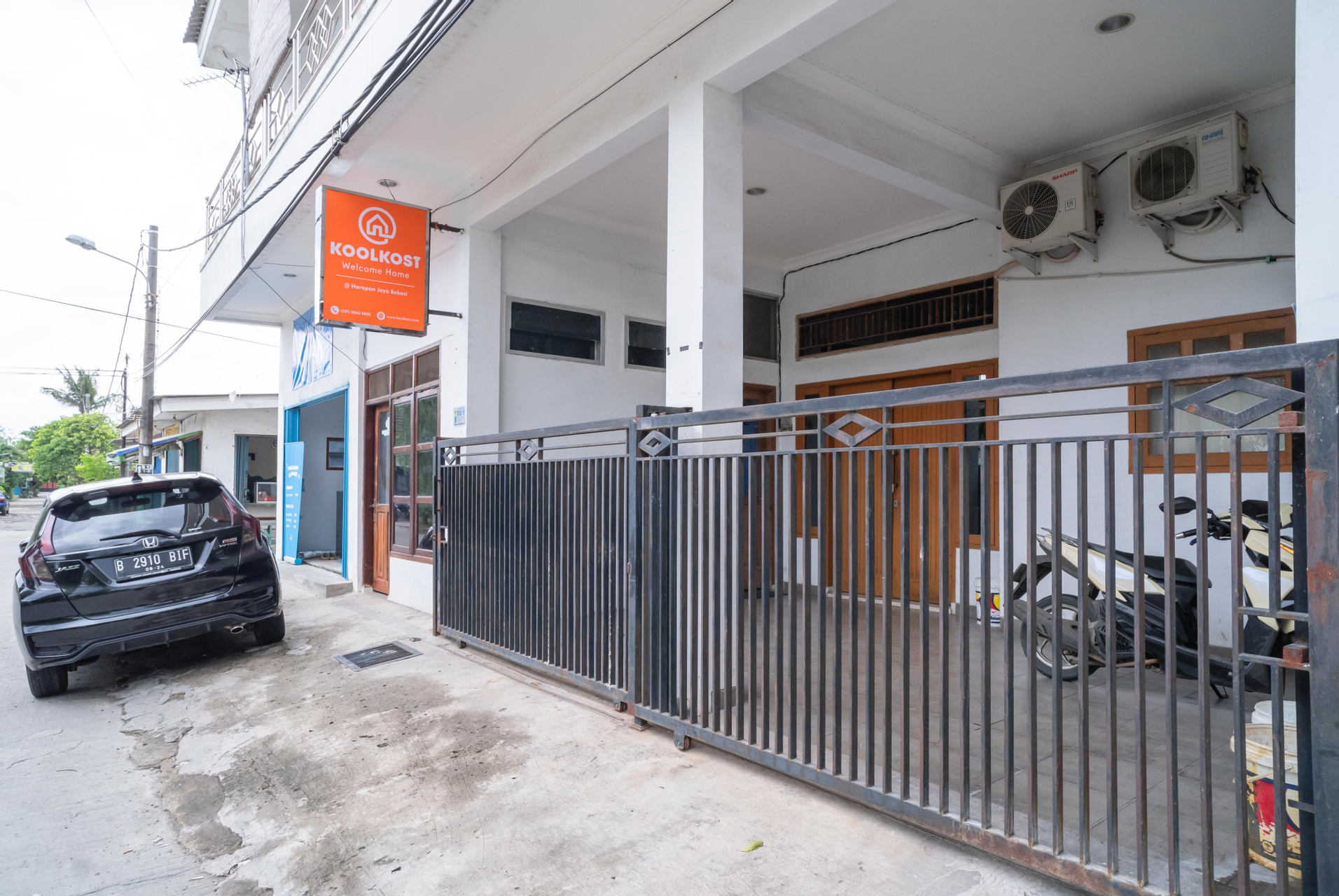 Public Area 2, KoolKost @ Harapan Jaya Bekasi, Bekasi