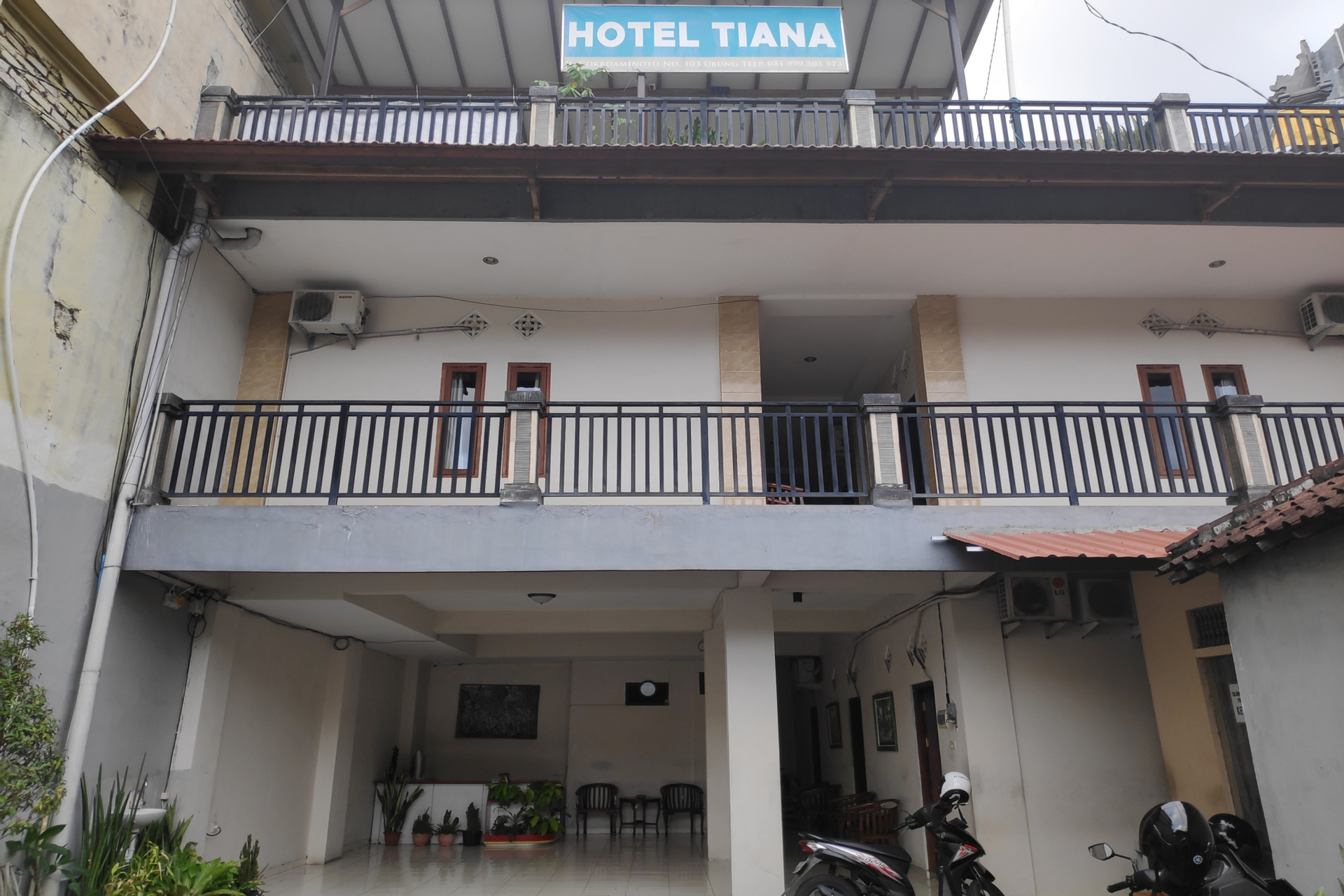 Exterior & Views 2, OYO 90096 Hotel Tiana (tutup sementara), Denpasar