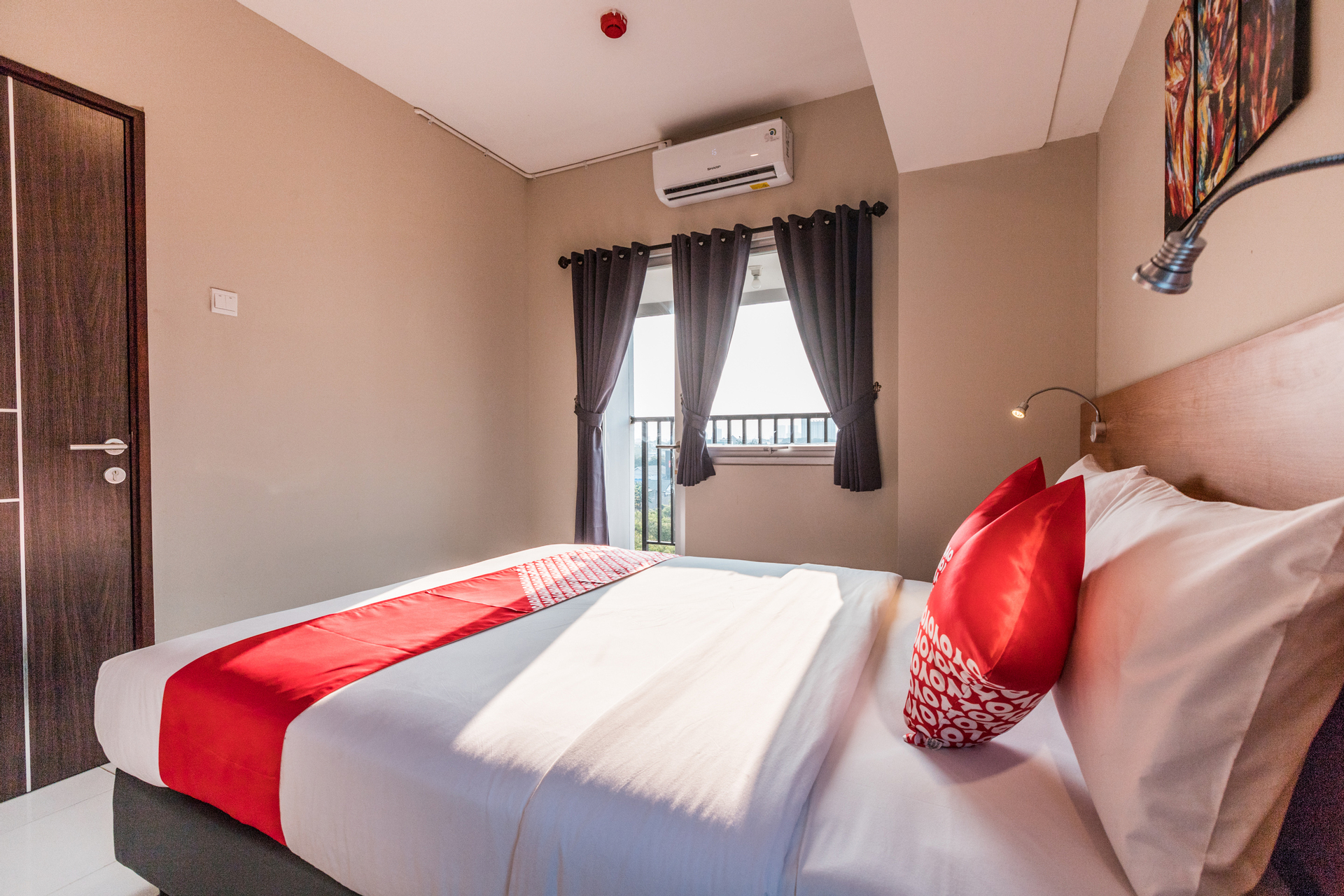 Bedroom 4, OYO Flagship 750 Mont Blanc, Bekasi