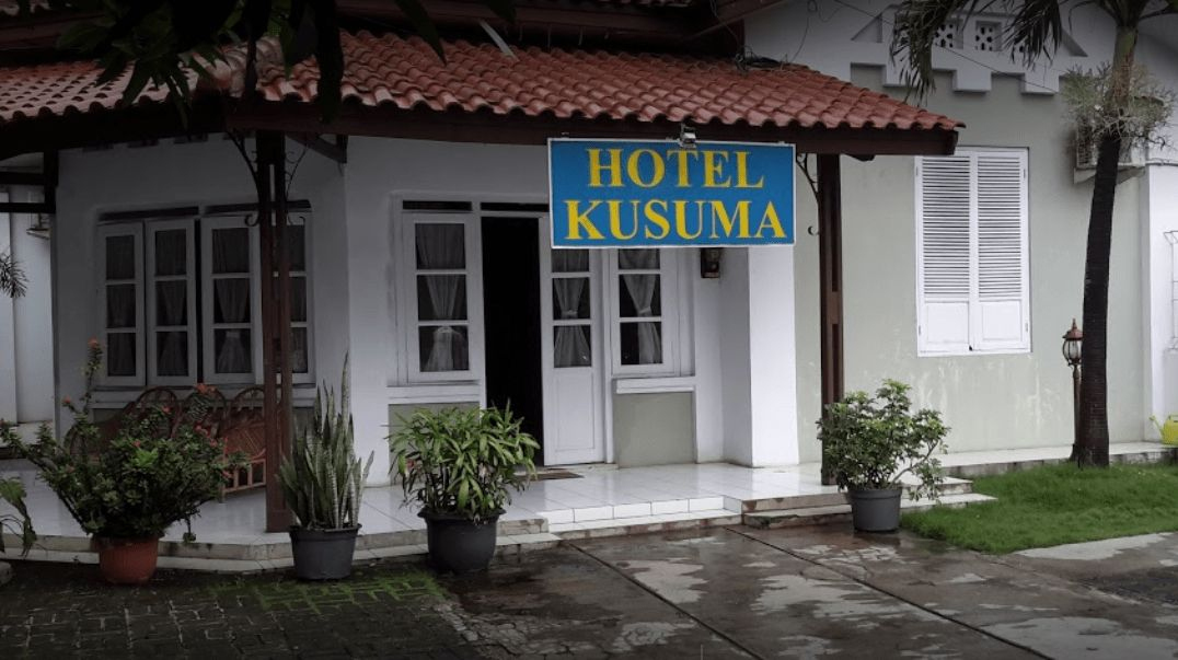 Exterior & Views 1, Hotel Kusuma, Purwakarta