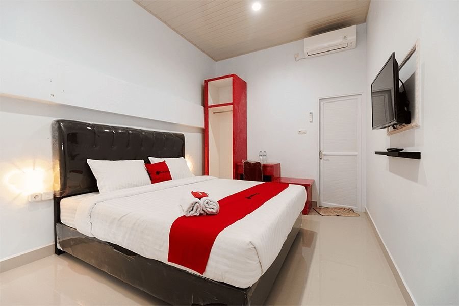 Bedroom 5, RedDoorz Plus near Palembang Icon Mall 2, Palembang