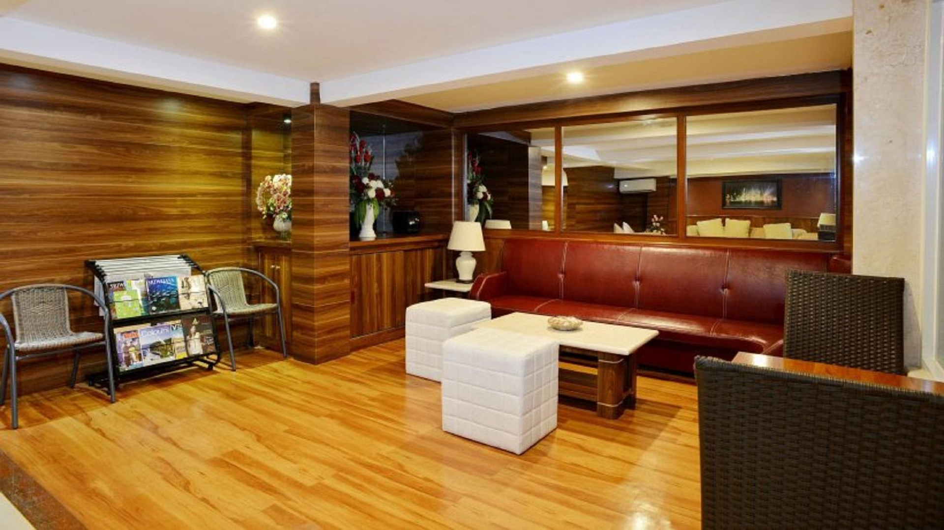 Living Area 4