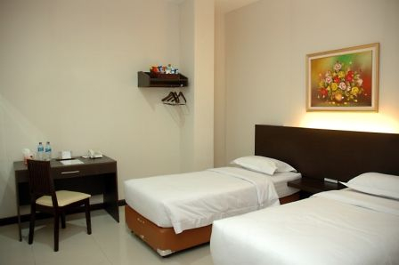 Kamar Deluks Double atau Ranjang Lain