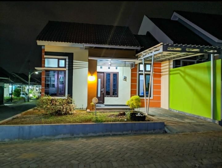 Exterior & Views, Rumah Kenanga Guesthouse Purwokerto, Banyumas