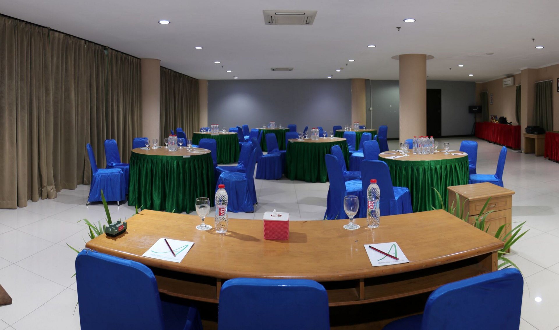Business Facilities