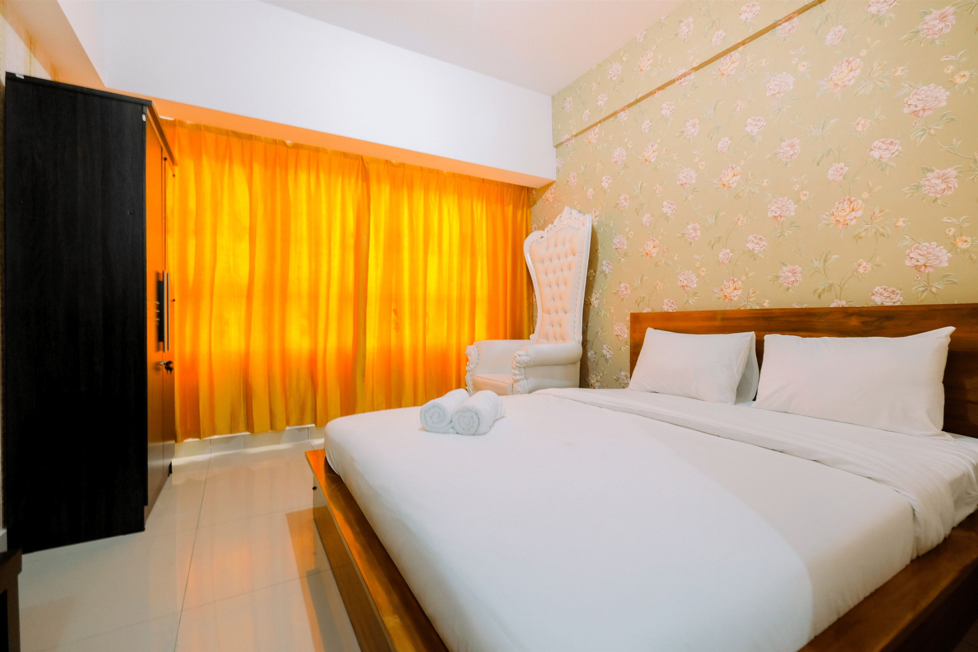 Bedroom 1, Comfy Studio Apartment at Springlake Summarecon Bekasi By Travelio, Bekasi