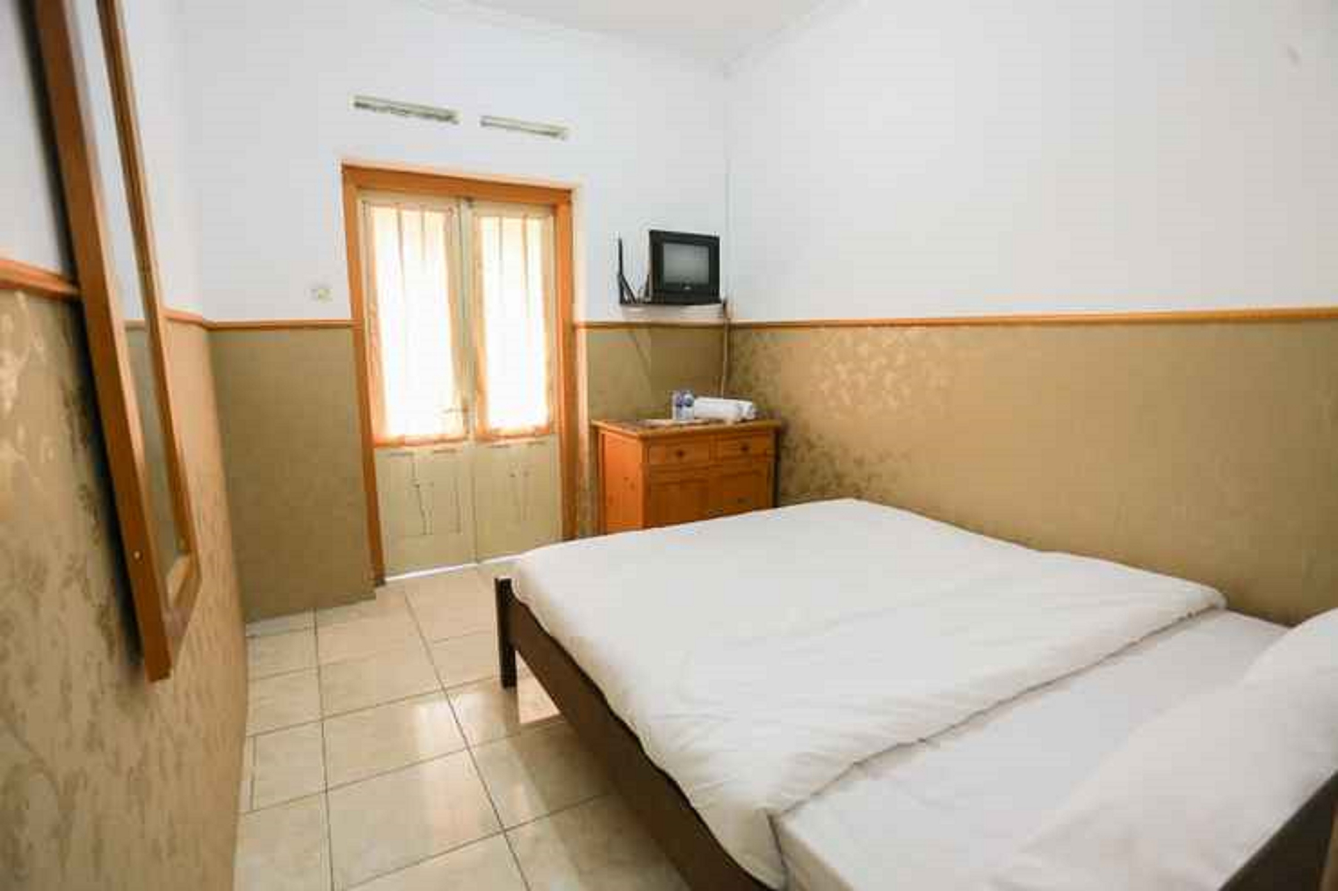 Bedroom 4, Hotel Putra Lawu, Karanganyar