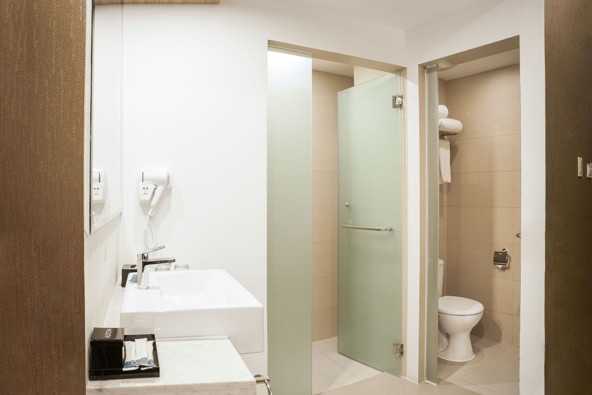 Bathroom 4