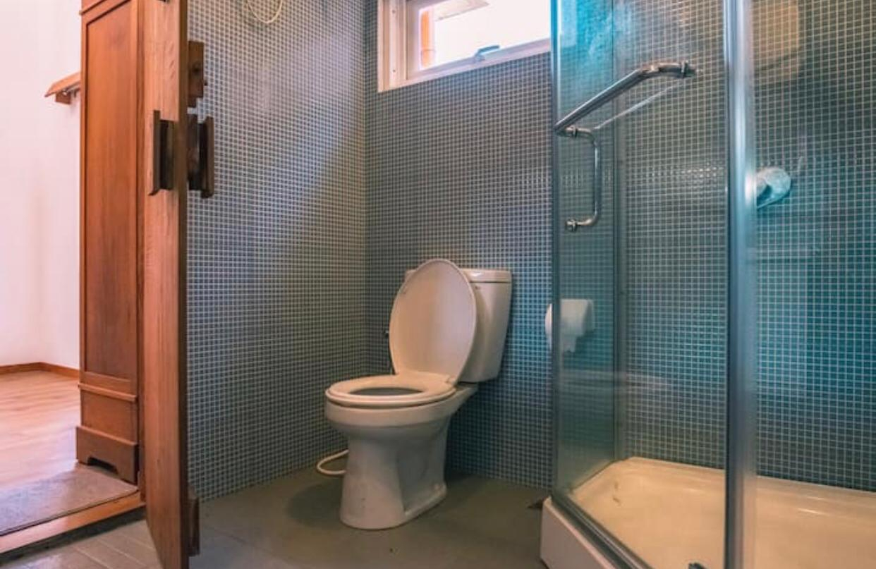 Bathroom 6