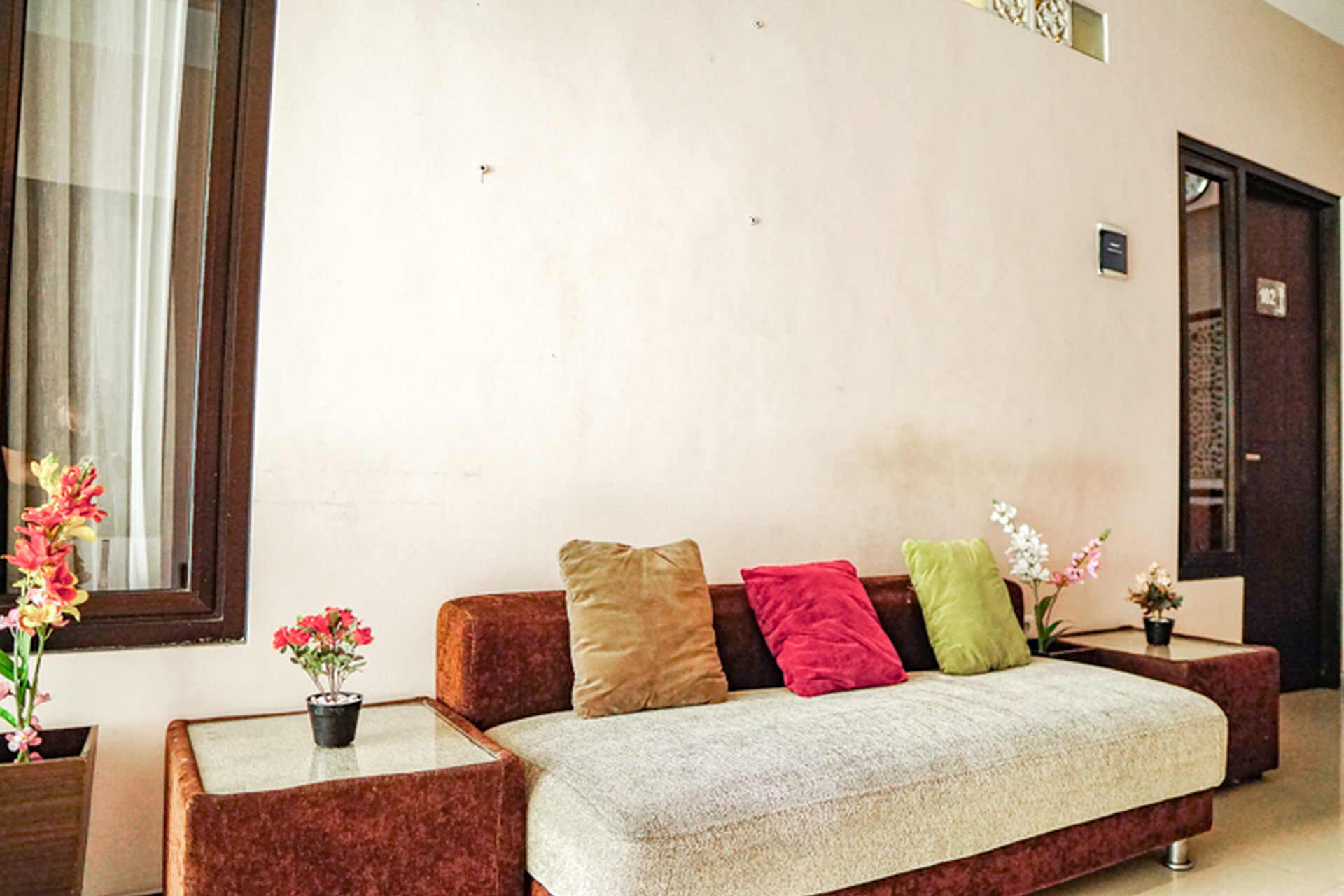 Exterior & Views 2, Audah Syariah Residence RedPartner, Surabaya