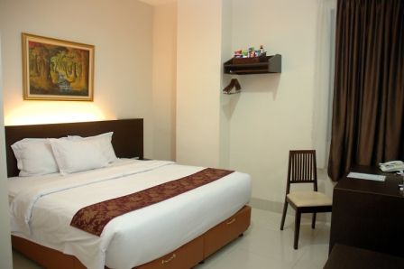 Kamar Superior Double atau Ranjang Lain
