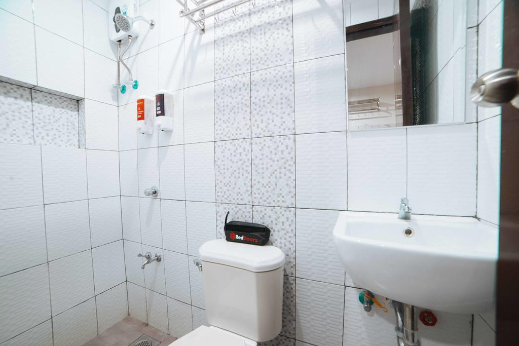Bathroom 2
