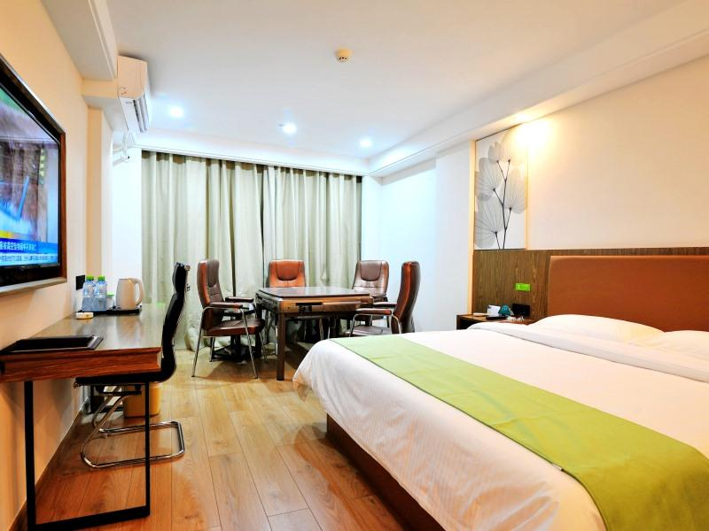 Bedroom 3, GreenTree Inn Haikou City Wuzhishan Road, Haikou