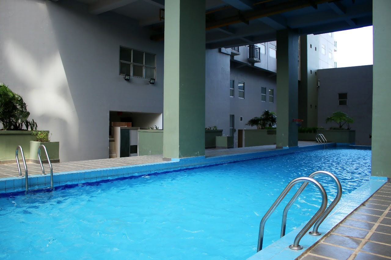 Living Area 14