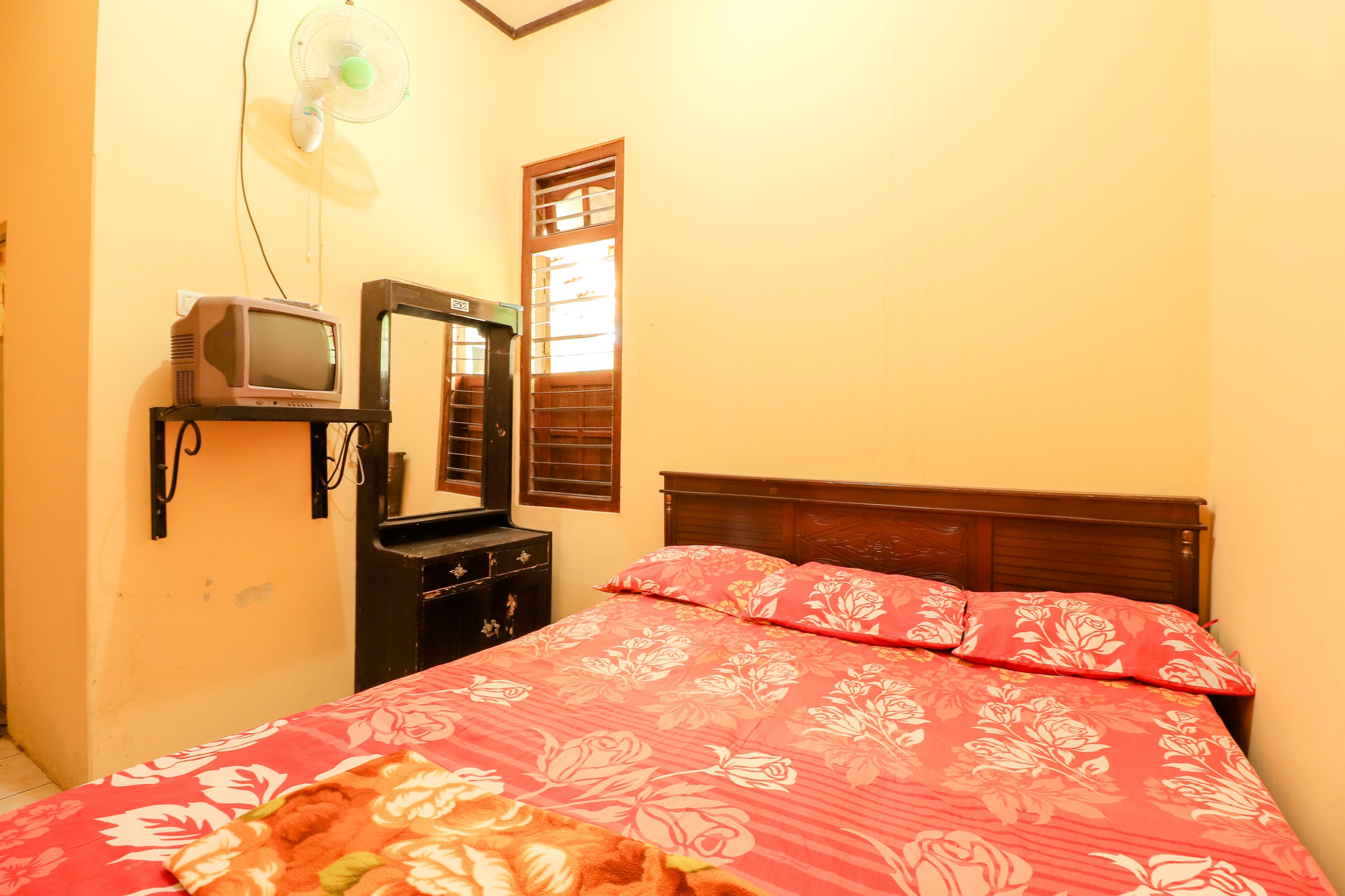 Room 12