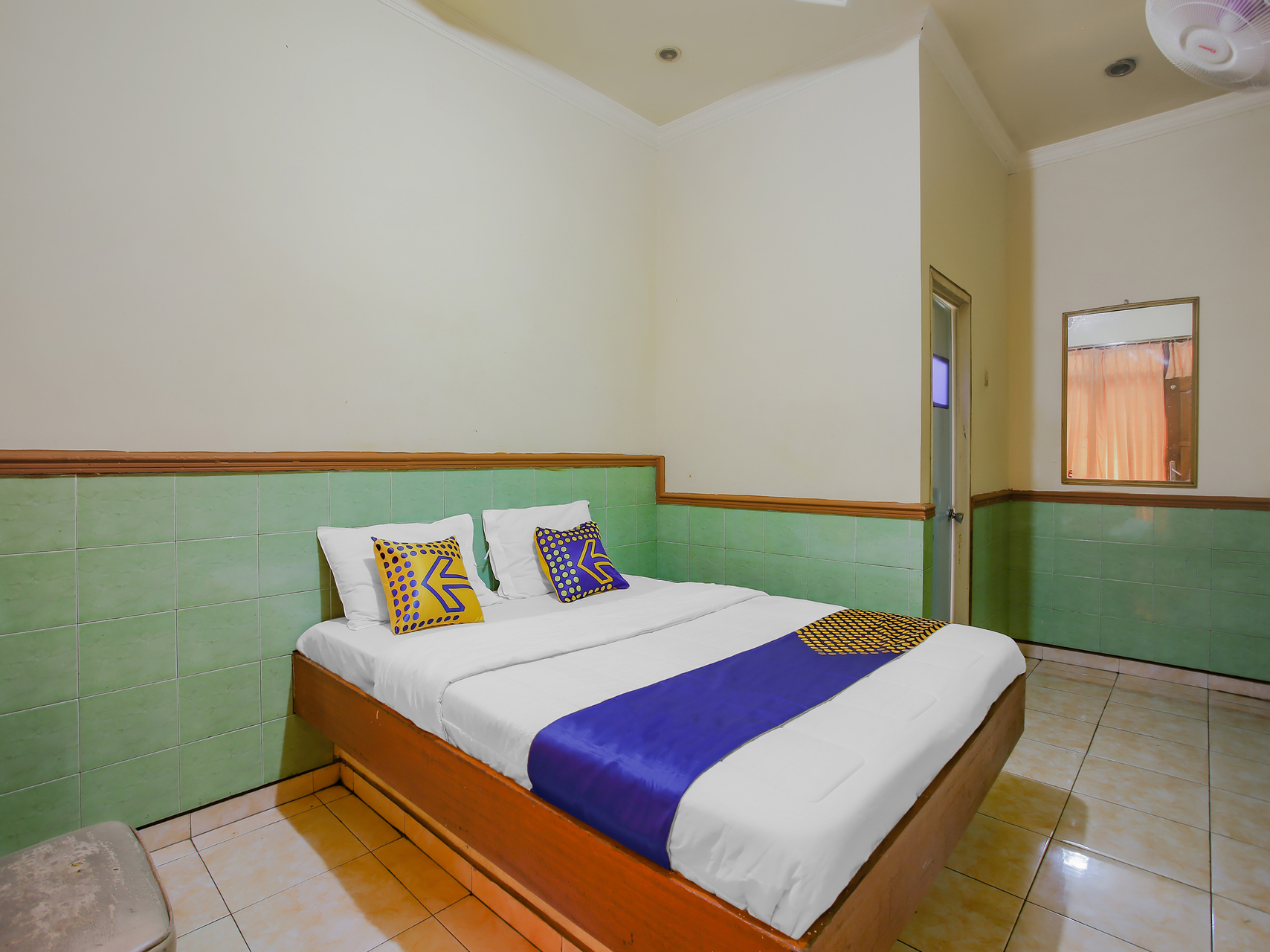 Bedroom 1, SPOT ON 90092 Dewi Safitri Hotel (tutup sementara), Semarang