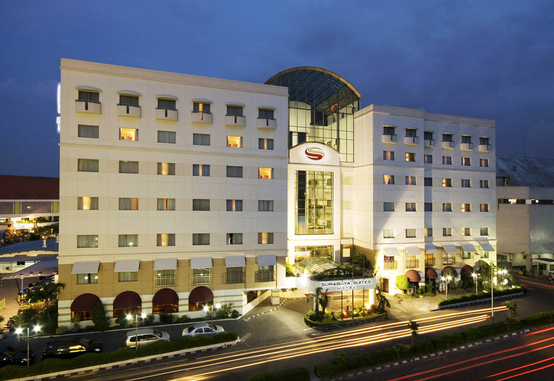 Exterior & Views 1, Surabaya Suites Hotel Powered by Archipelago, Surabaya