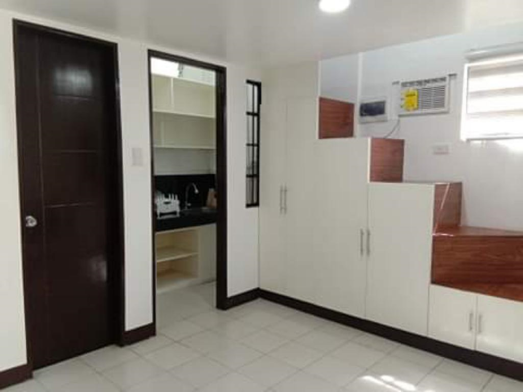 Public Area 5, RedDoorz near De La Salle Dasmarinas Cavite, Dasmariñas