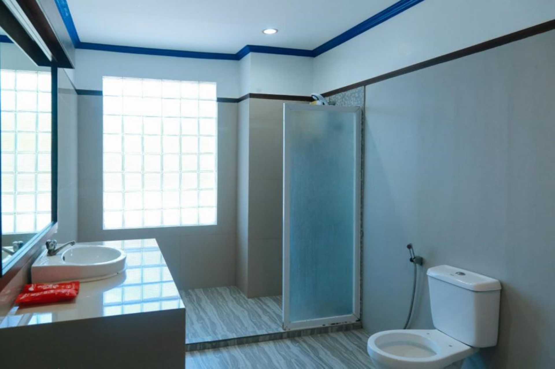 Bedroom 4, RedDoorz Plus @ Castle Chateau Iloilo, Iloilo City