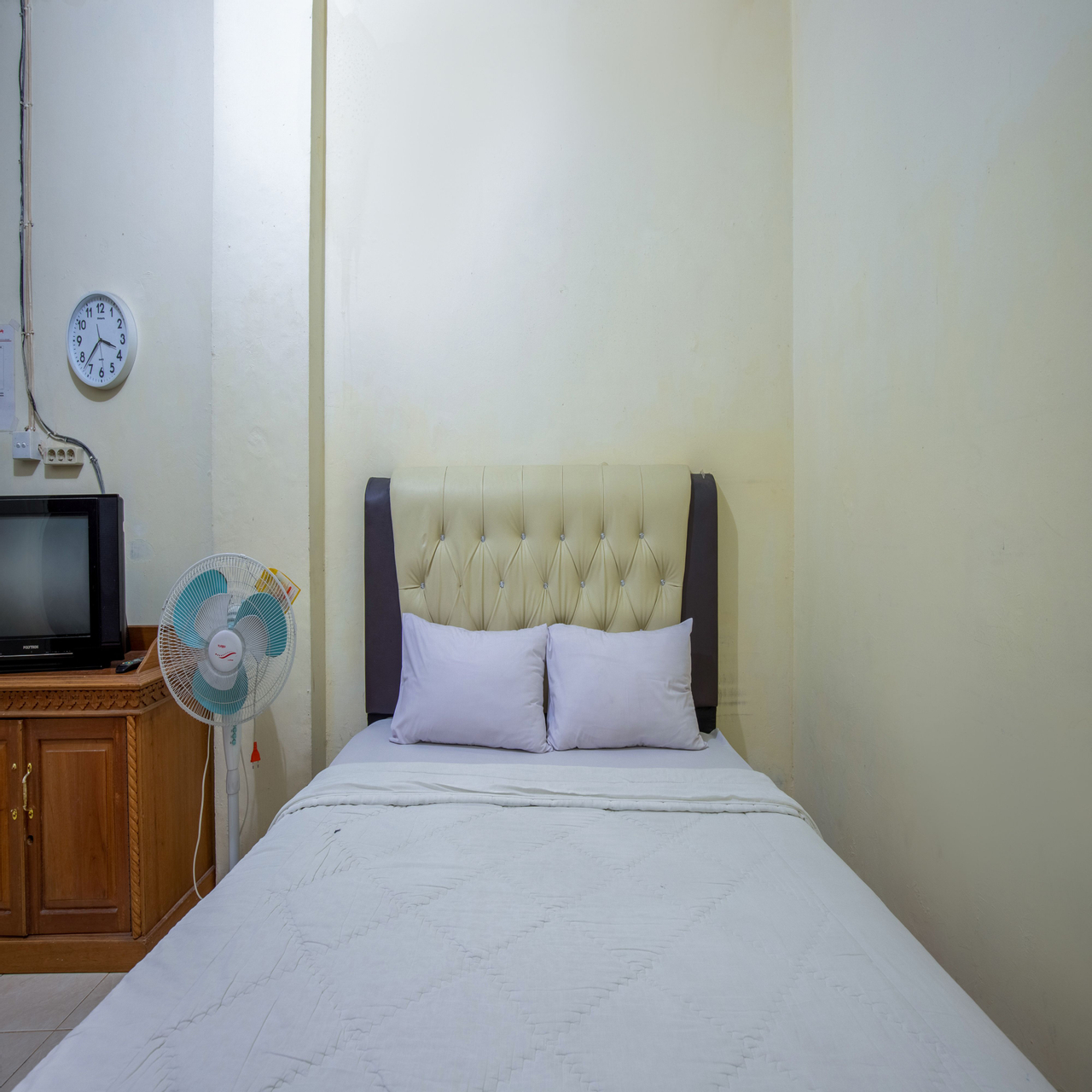 Bed 8
