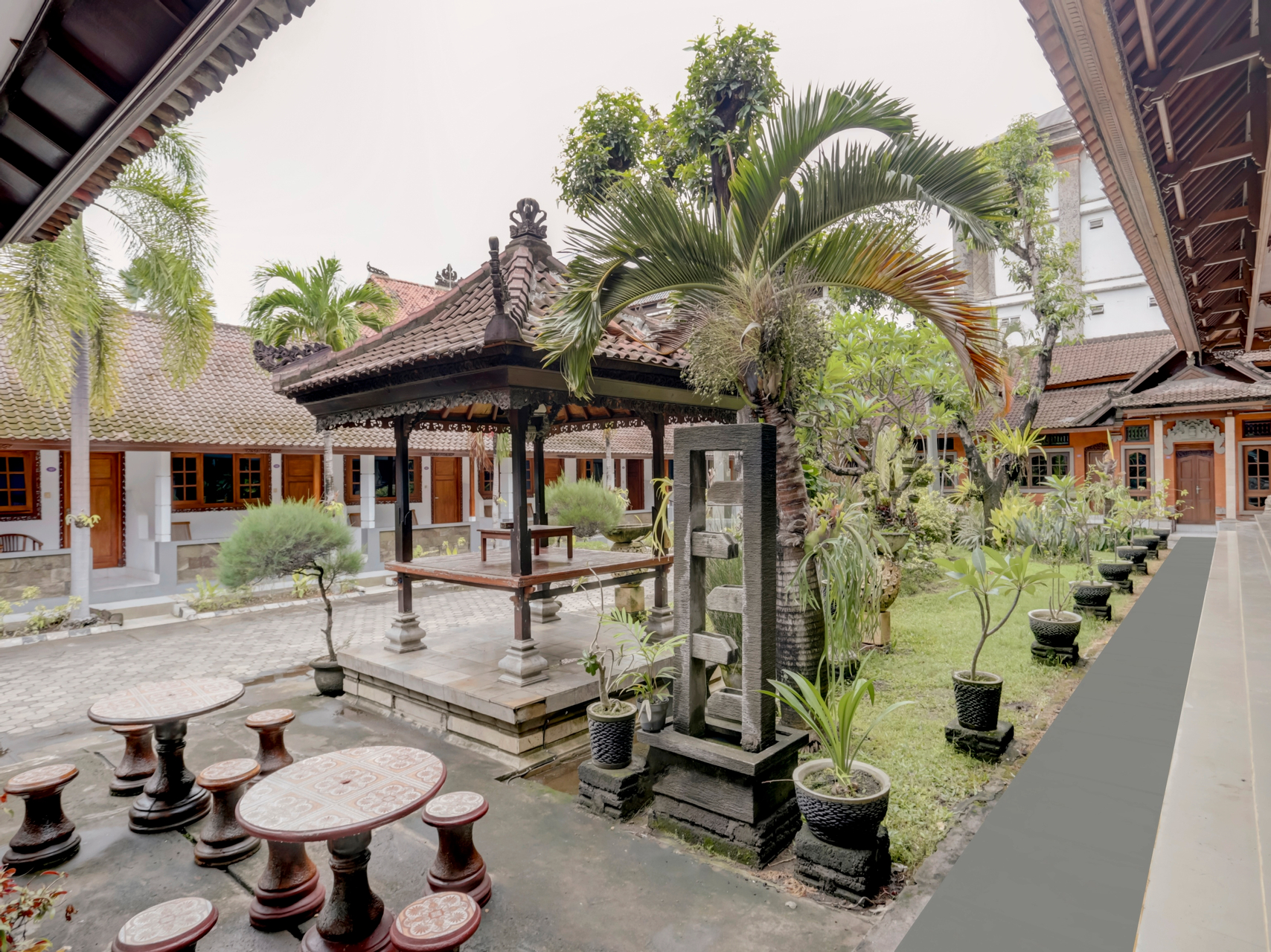 Exterior & Views 1, Super OYO 3261 Hotel Ratu, Denpasar