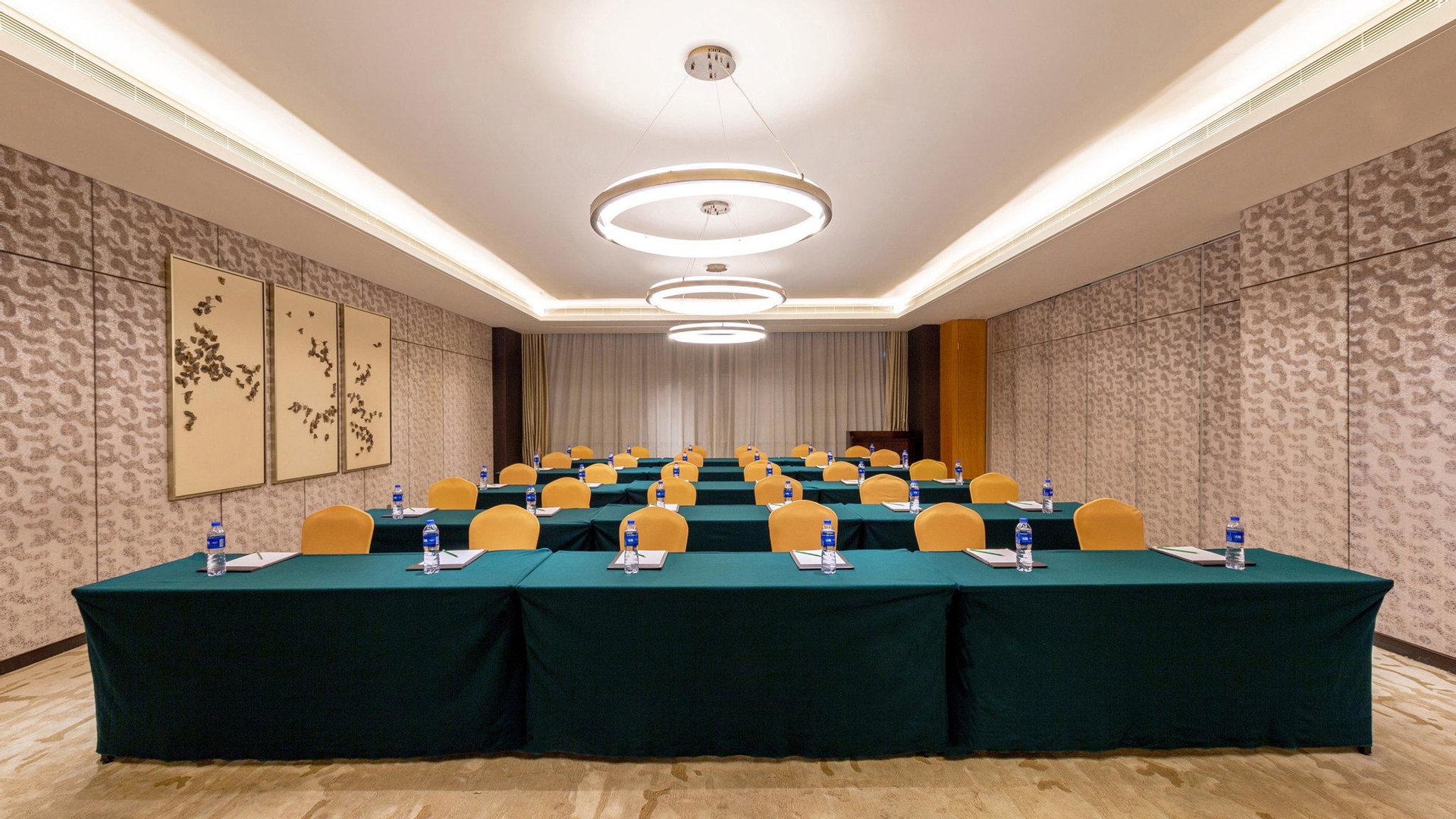 Business Facilities 4, Holiday Inn Nanjing Xuanwu Lake, Nanjing