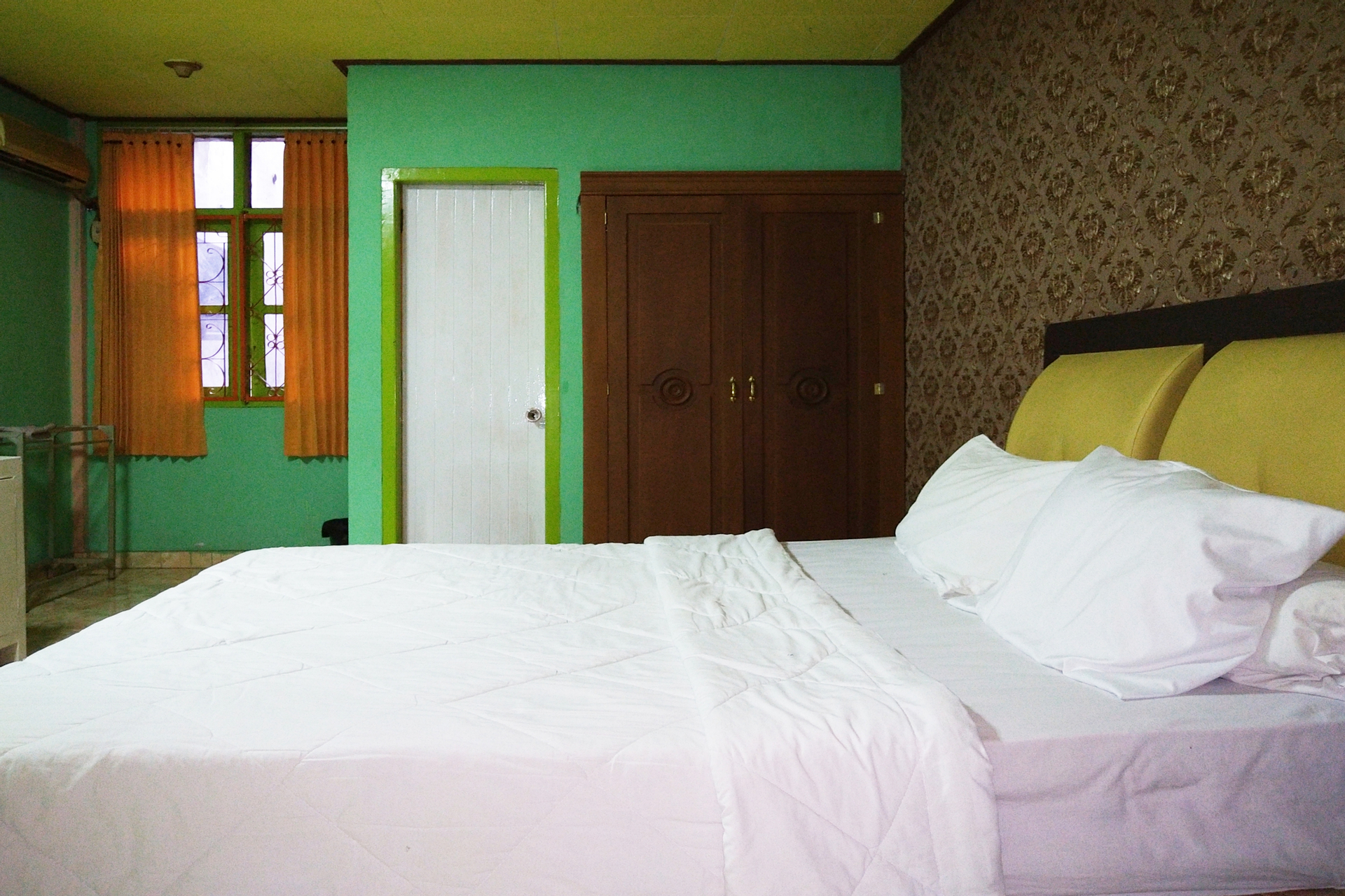 Room 7